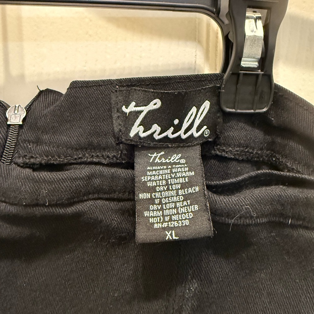 Thrill Black Women's Skirt - Picture 2 of 2